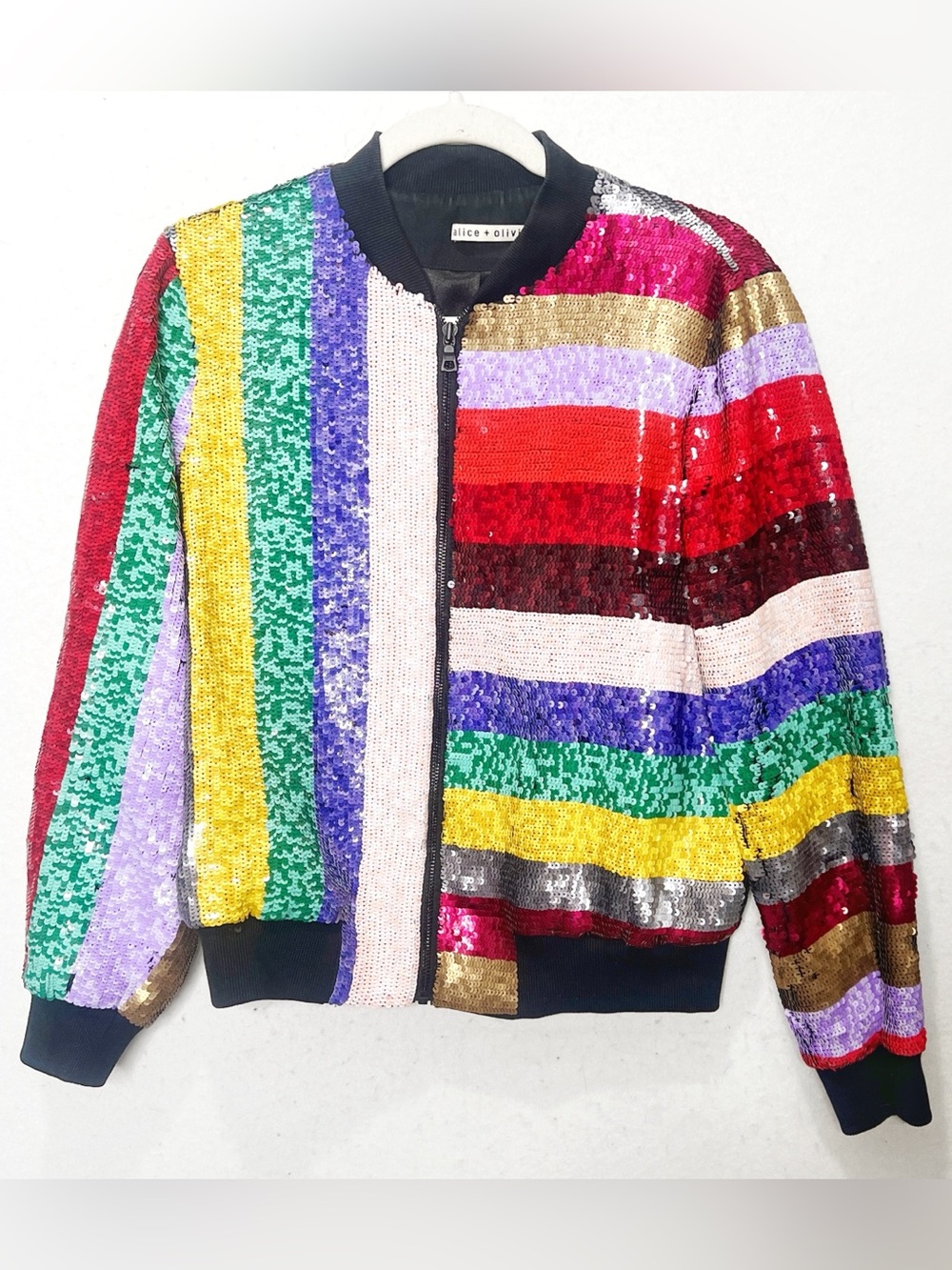 Alice + Olivia Queen Sequin Rainbow Bomber Jacket Saks Stonewall Size Small - Picture 3 of 9
